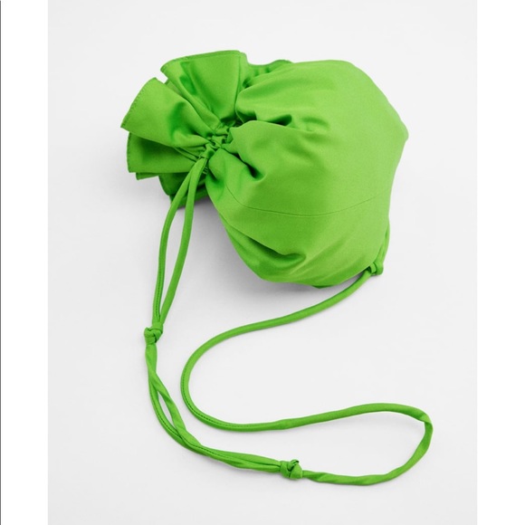 Zara ruffled satin effect bucket bag - Picture 7 of 10